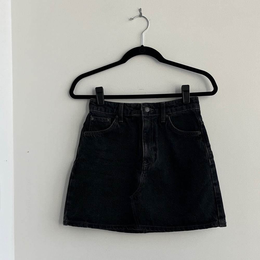 Topshop Charcoal Black Denim Mini Skirt size2 NWOT